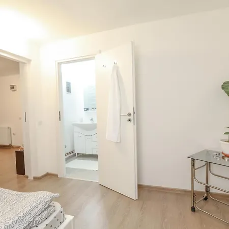 Sub-level Urban Apartament